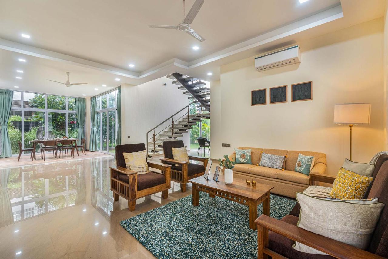 Sierra Skies By Stayvista - A Mountain-View Villa Featuring A Rooftop Swimming Pool, Jacuzzi, Turf, And A Gym For An Elevated Stay Lonavla Exterior foto