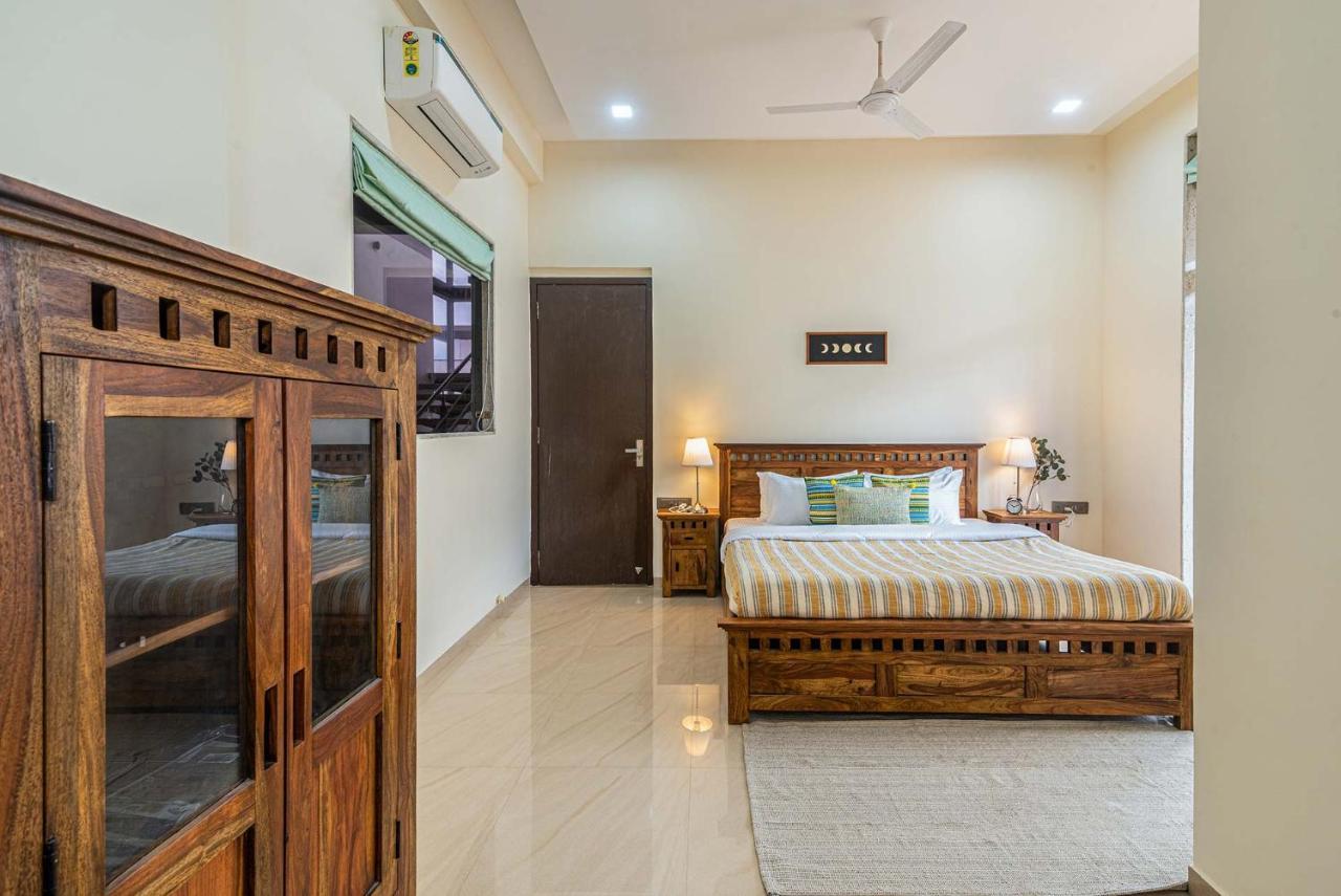 Sierra Skies By Stayvista - A Mountain-View Villa Featuring A Rooftop Swimming Pool, Jacuzzi, Turf, And A Gym For An Elevated Stay Lonavla Exterior foto